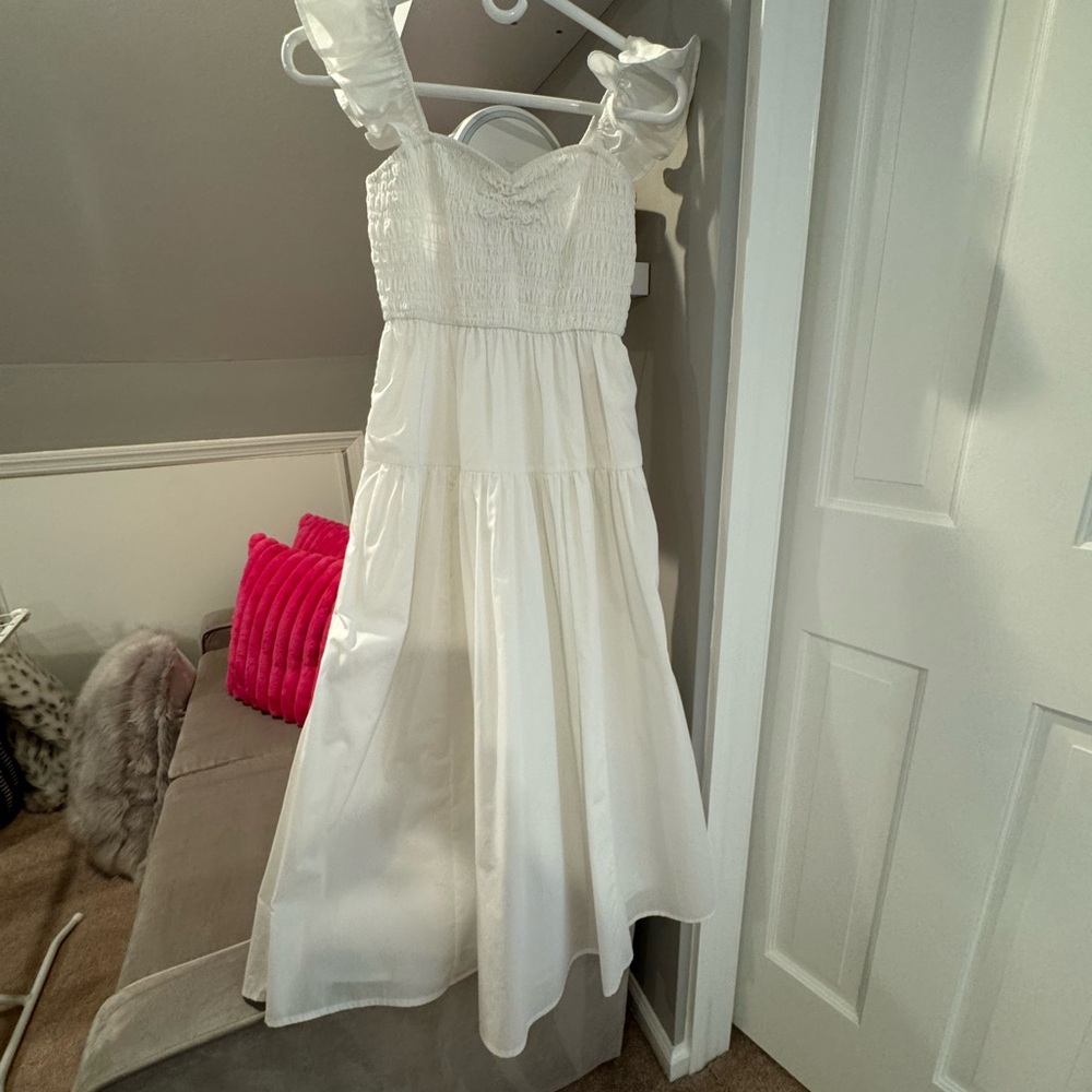 Abercrombie & Fitch White Formal Dress